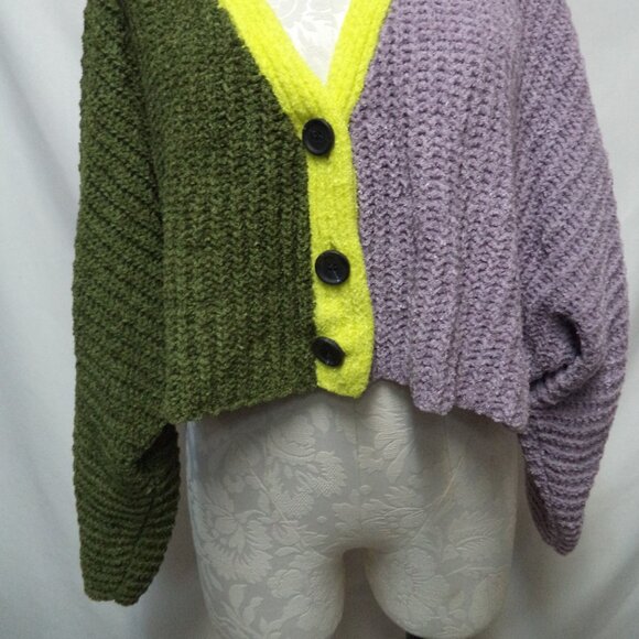 Urban Outfitters Chenille Cardigan sweater top cropped  NEW NWT Size Small Sm S - Picture 3 of 15